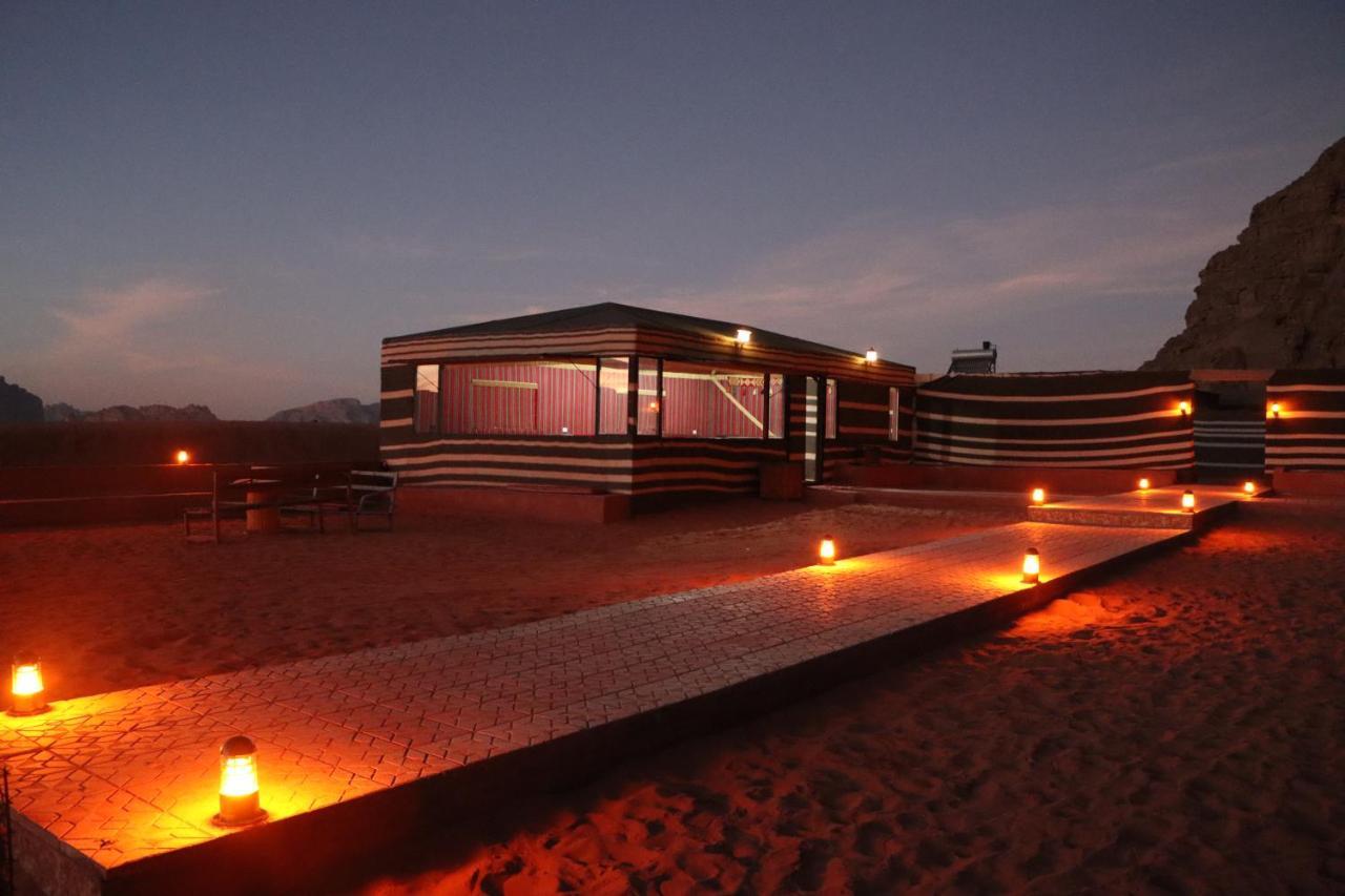 Wadi Rum Legend camp Bagian luar foto