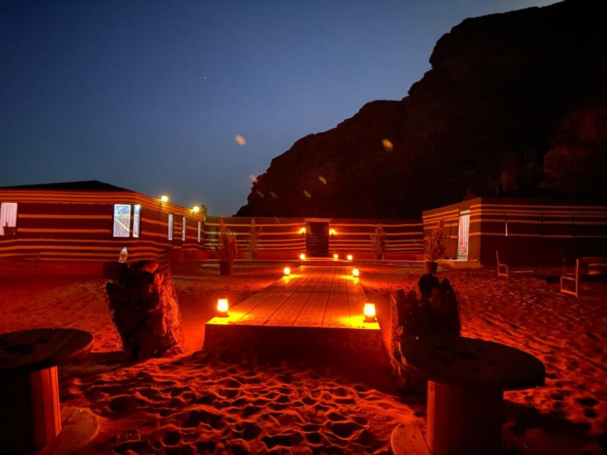 Wadi Rum Legend camp Bagian luar foto