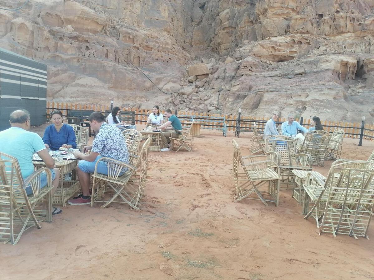 Wadi Rum Legend camp Bagian luar foto