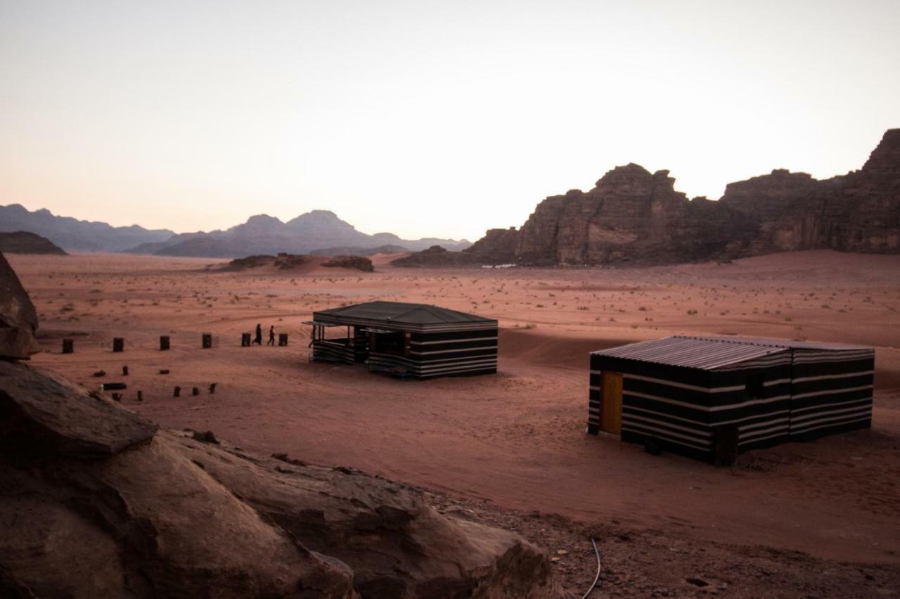 Wadi Rum Legend camp Bagian luar foto