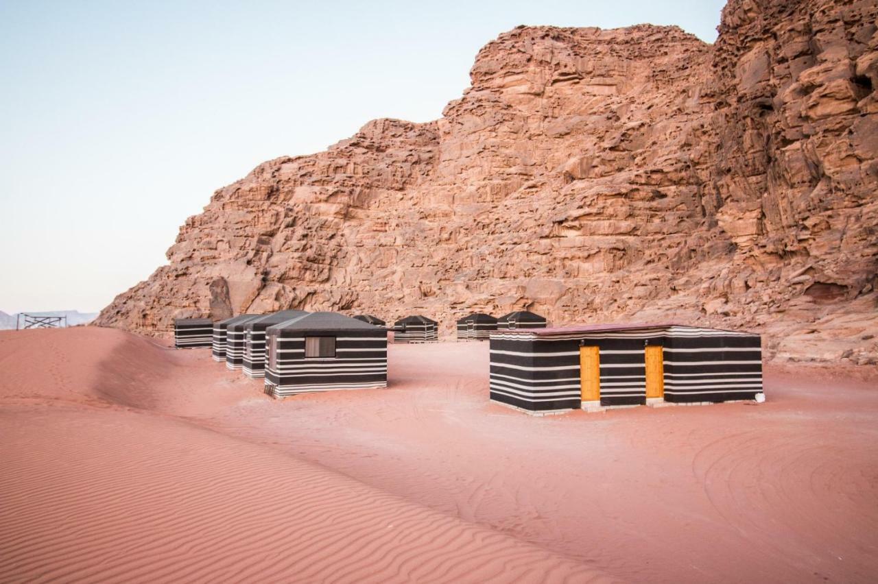 Wadi Rum Legend camp Bagian luar foto