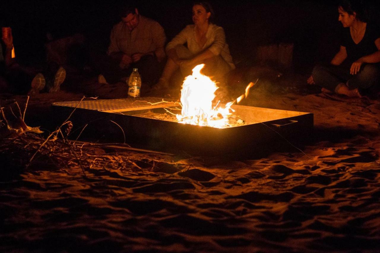 Wadi Rum Legend camp Bagian luar foto