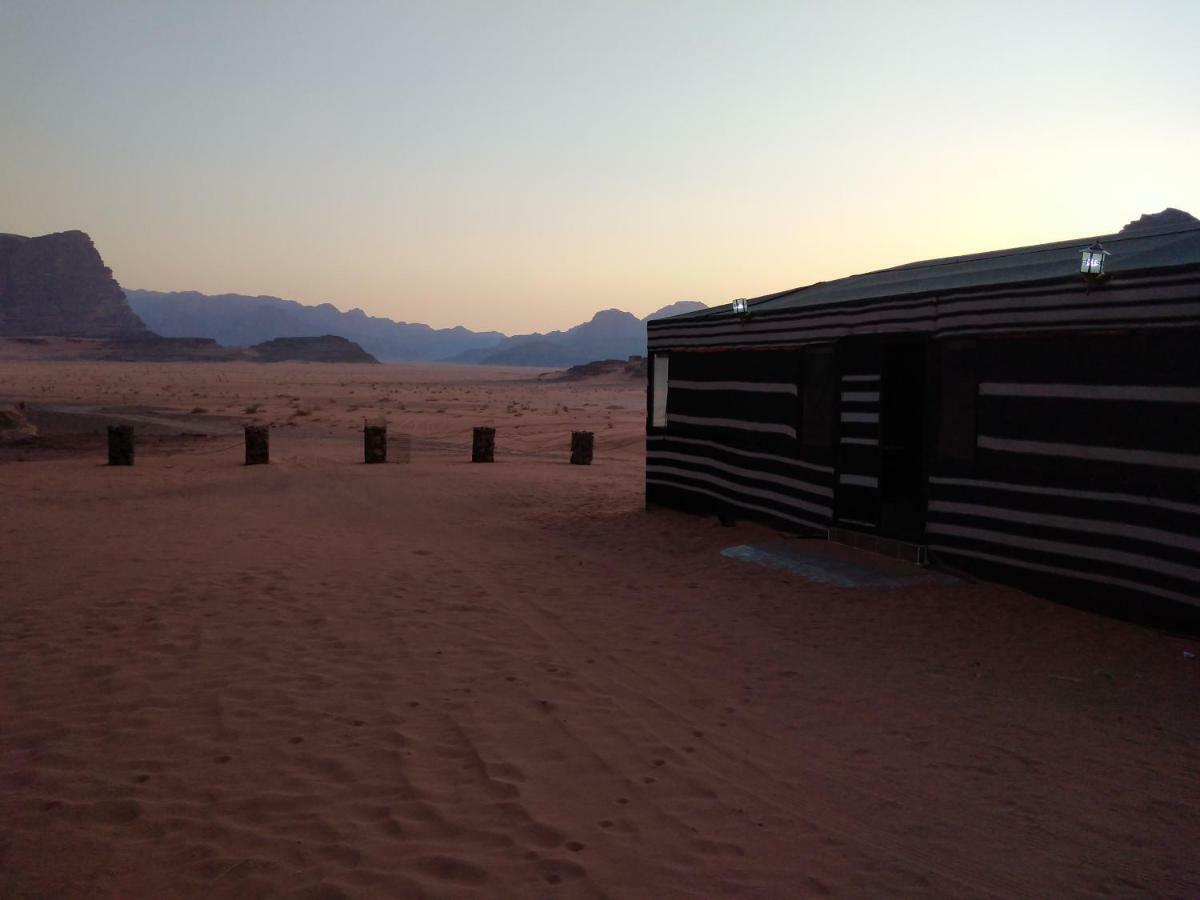 Wadi Rum Legend camp Bagian luar foto